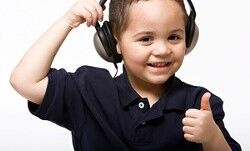 boy_listening_headphones