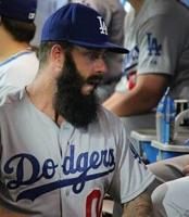 Giants Look to Spoil Dodgers Home Opener