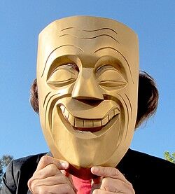 unworthy_anneli_rufus_happy_mask_01