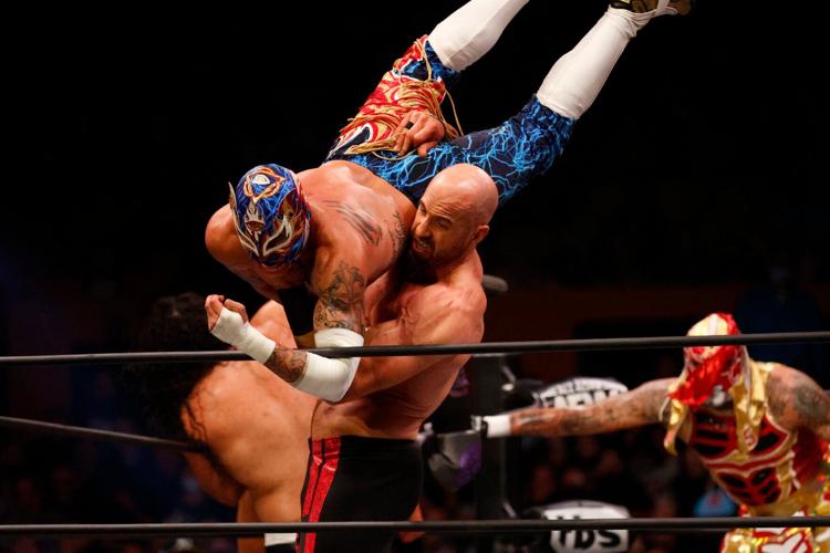 Castagnoli upends Fenix